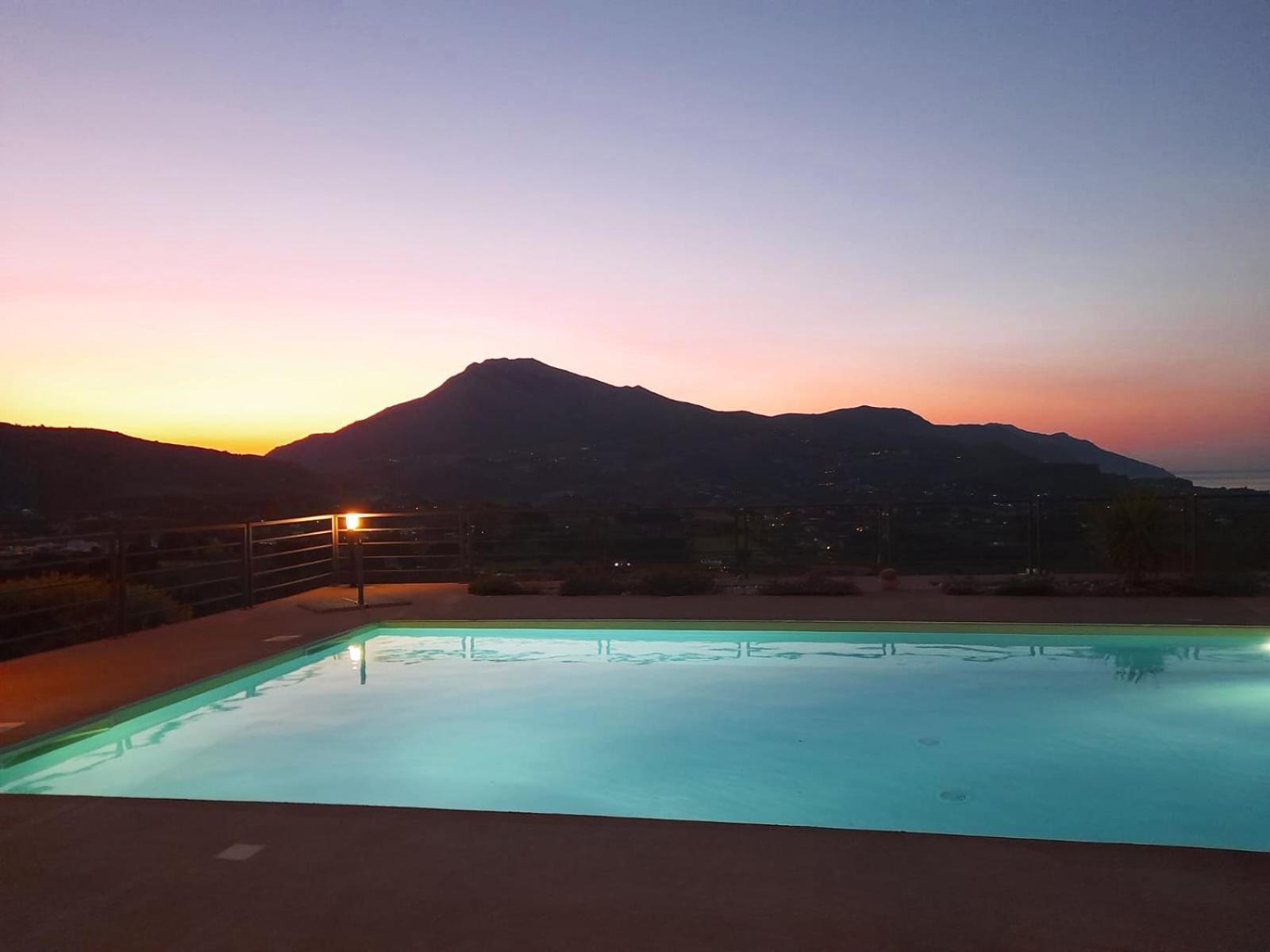 Villa Luxury Con Piscina Privata Vista Mare - 카스텔라마레델골포 외부 사진